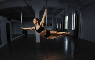 1. Pole Dance Treniruotės Klaipėdoje - Pradėkite Savo Kelią 2. Klaipėdoje Siūlomos Pole Dance Treniruotės Moterims 3. Ką Siūlo Pole Dance Treniruotės Klaipėdoje? 4. Pradedančiųjų Pole Dance Treniruotės Klaipėdoje 5. Klaipėdoje: Pole Dance Treniruotės Jūsų Jėgos Ugdymui 6. Moterų Pole Dance Treniruotės Klaipėdoje 7. Tinkamos Pole Dance Treniruotės Klaipėdoje Moterims 8. Klaipėdoje: Pole Dance Treniruotės Pradedančioms 9. Pole Dance Klaipėdoje - Treniruotės Be Patirties 10. Poliarinių šokio treniruočių galimybės Klaipėdoje Geriausias variantas: **Klaipėdoje Siūlomos Pole Dance Treniruotės Moterims**